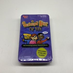 Scavenger Hunt board Indoor Card Game in a Tin‎ NWT